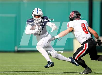 Thumbnail 1 in Walnut Grove vs. Argyle (UIL 5A D2 Football Regional) photogallery.