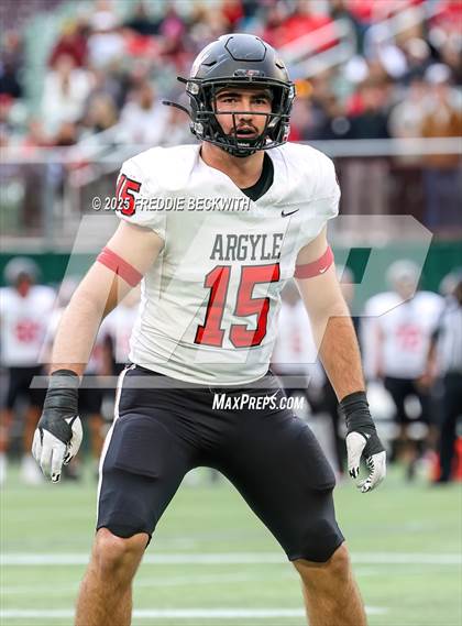 Thumbnail 3 in Walnut Grove vs. Argyle (UIL 5A D2 Football Regional) photogallery.