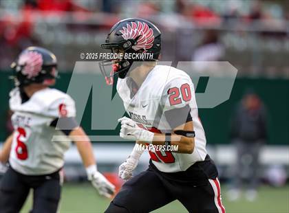 Thumbnail 1 in Walnut Grove vs. Argyle (UIL 5A D2 Football Regional) photogallery.