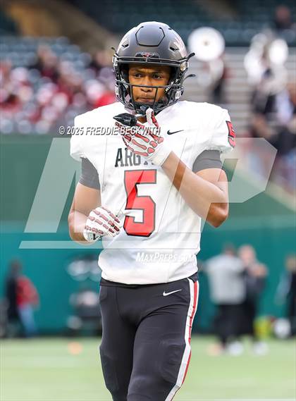 Thumbnail 1 in Walnut Grove vs. Argyle (UIL 5A D2 Football Regional) photogallery.