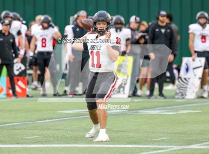 Thumbnail 3 in Walnut Grove vs. Argyle (UIL 5A D2 Football Regional) photogallery.