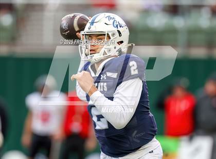 Thumbnail 2 in Walnut Grove vs. Argyle (UIL 5A D2 Football Regional) photogallery.