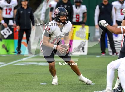Thumbnail 3 in Walnut Grove vs. Argyle (UIL 5A D2 Football Regional) photogallery.