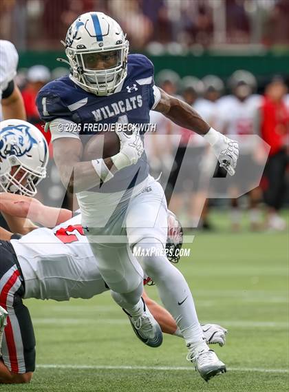 Thumbnail 3 in Walnut Grove vs. Argyle (UIL 5A D2 Football Regional) photogallery.