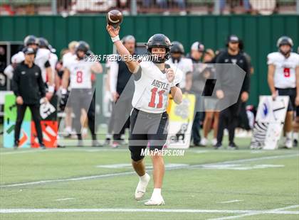 Thumbnail 1 in Walnut Grove vs. Argyle (UIL 5A D2 Football Regional) photogallery.