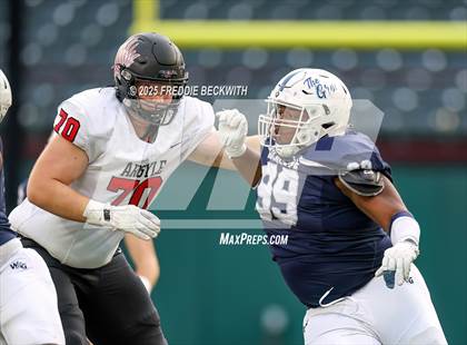 Thumbnail 2 in Walnut Grove vs. Argyle (UIL 5A D2 Football Regional) photogallery.