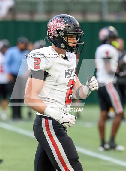 Thumbnail 2 in Walnut Grove vs. Argyle (UIL 5A D2 Football Regional) photogallery.