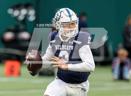 Thumbnail 2 in Walnut Grove vs. Argyle (UIL 5A D2 Football Regional) photogallery.