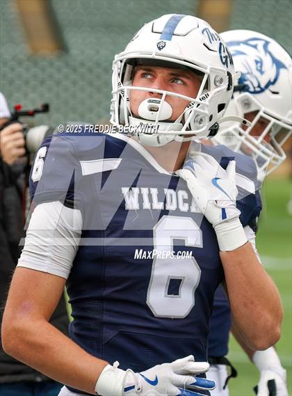 Thumbnail 1 in Walnut Grove vs. Argyle (UIL 5A D2 Football Regional) photogallery.