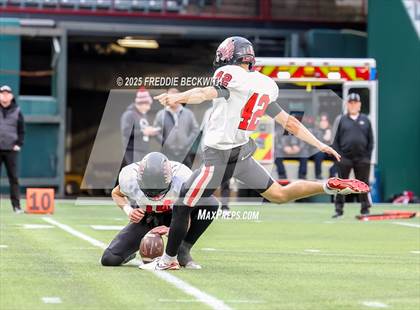 Thumbnail 2 in Walnut Grove vs. Argyle (UIL 5A D2 Football Regional) photogallery.