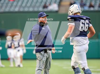 Thumbnail 1 in Walnut Grove vs. Argyle (UIL 5A D2 Football Regional) photogallery.