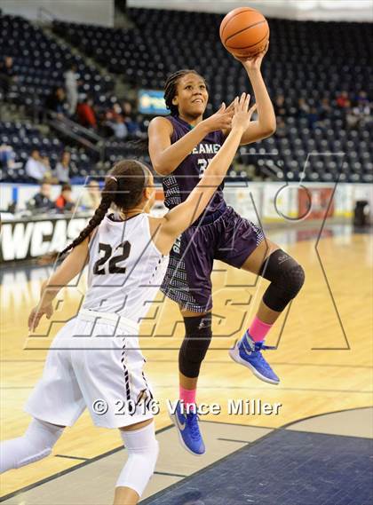 Thumbnail 1 in Lynnwood vs. Beamer photogallery.