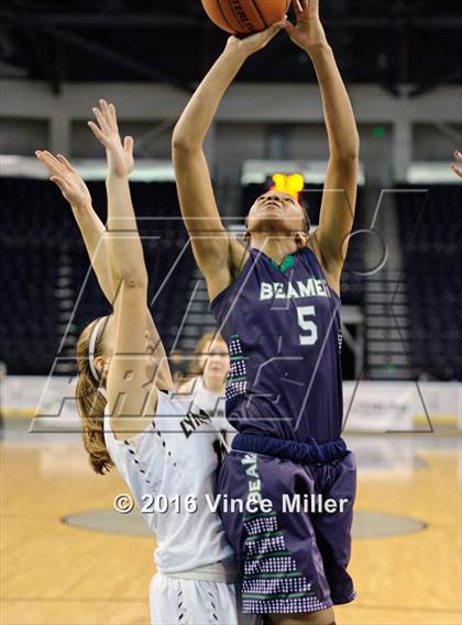 Thumbnail 1 in Lynnwood vs. Beamer photogallery.