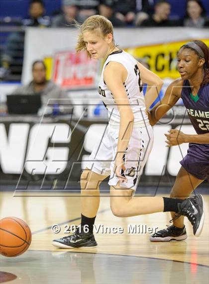 Thumbnail 3 in Lynnwood vs. Beamer photogallery.