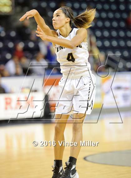 Thumbnail 3 in Lynnwood vs. Beamer photogallery.