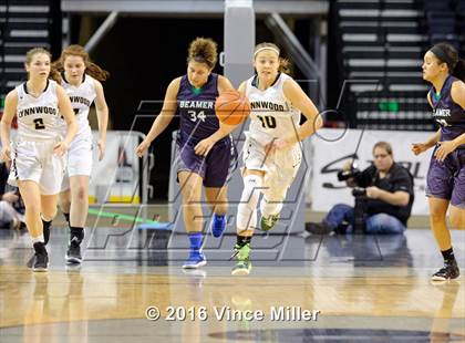 Thumbnail 1 in Lynnwood vs. Beamer photogallery.