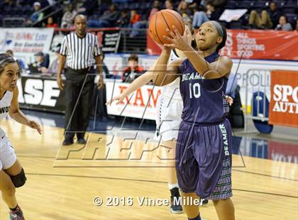 Thumbnail 1 in Lynnwood vs. Beamer photogallery.