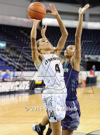 Thumbnail 3 in Lynnwood vs. Beamer photogallery.