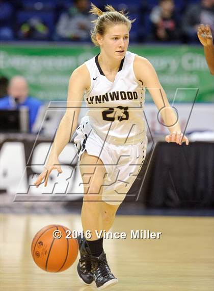 Thumbnail 3 in Lynnwood vs. Beamer photogallery.
