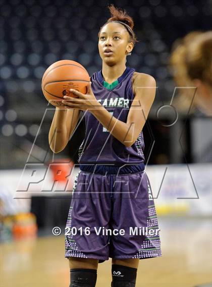 Thumbnail 1 in Lynnwood vs. Beamer photogallery.
