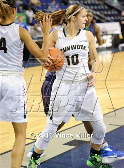 Thumbnail 1 in Lynnwood vs. Beamer photogallery.