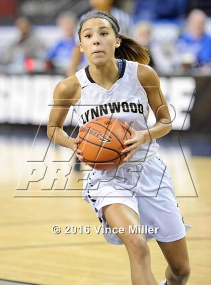 Thumbnail 3 in Lynnwood vs. Beamer photogallery.