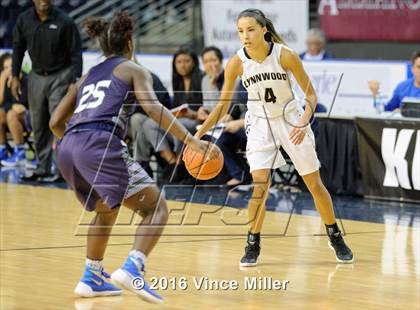 Thumbnail 1 in Lynnwood vs. Beamer photogallery.