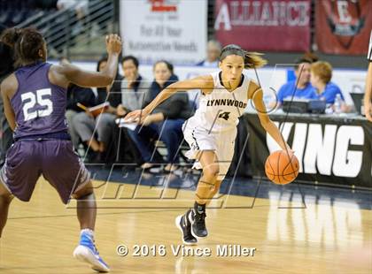 Thumbnail 2 in Lynnwood vs. Beamer photogallery.