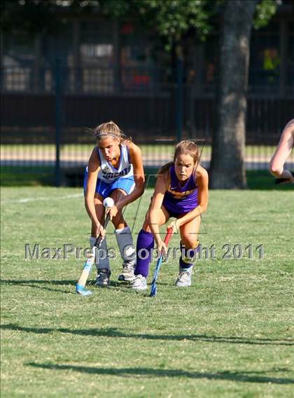 Thumbnail 3 in Kinkaid vs Episcopal photogallery.