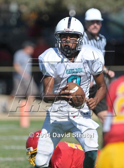 Thumbnail 3 in JV: Sheldon @ Jesuit photogallery.