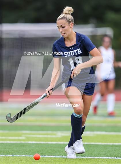 Thumbnail 2 in Middletown South @ Holmdel photogallery.