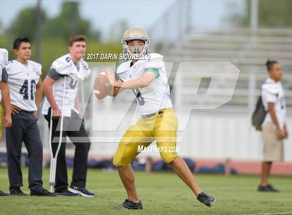 Thumbnail 3 in Yuma Catholic @ Seton Catholic photogallery.