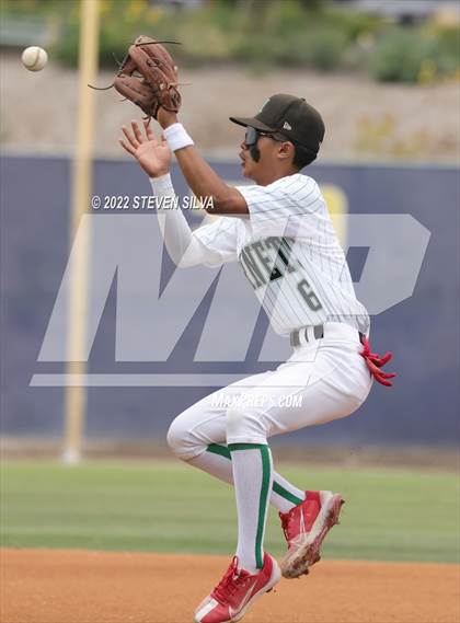 Thumbnail 2 in Lincoln vs. Palo Verde Valley (CIF SDS D5 Final) photogallery.