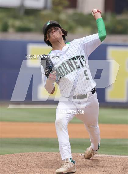 Thumbnail 3 in Lincoln vs. Palo Verde Valley (CIF SDS D5 Final) photogallery.