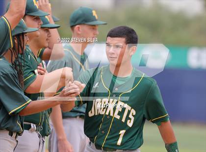 Thumbnail 1 in Lincoln vs. Palo Verde Valley (CIF SDS D5 Final) photogallery.