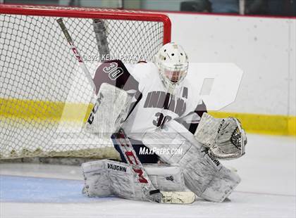 Thumbnail 2 in Watertown/Pomperaug @ North Haven (SCC D2 Qtr Final) photogallery.