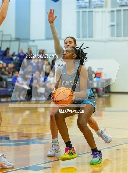 Thumbnail 1 in Wylie East vs. Cedar Ridge (I45 Showdown) photogallery.
