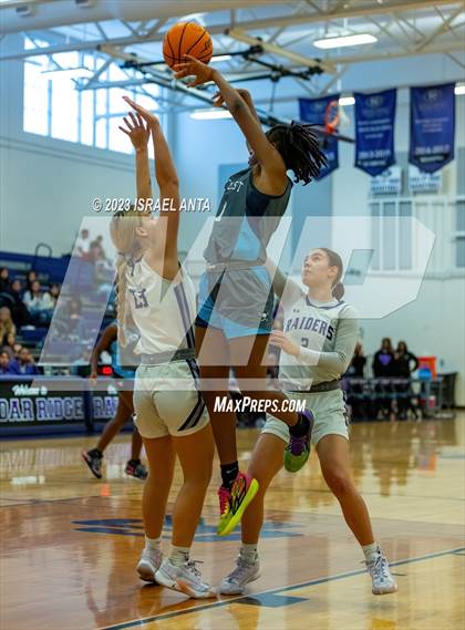 Thumbnail 2 in Wylie East vs. Cedar Ridge (I45 Showdown) photogallery.
