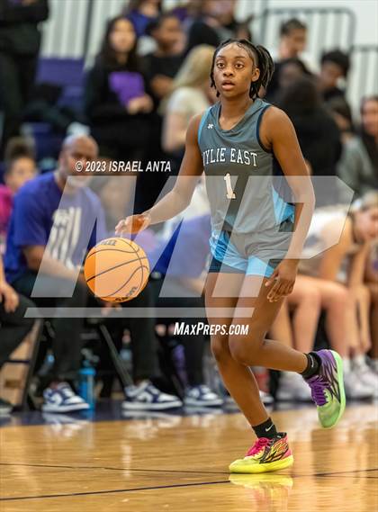 Thumbnail 2 in Wylie East vs. Cedar Ridge (I45 Showdown) photogallery.