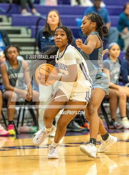 Thumbnail 1 in Wylie East vs. Cedar Ridge (I45 Showdown) photogallery.