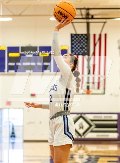 Thumbnail 1 in Wylie East vs. Cedar Ridge (I45 Showdown) photogallery.