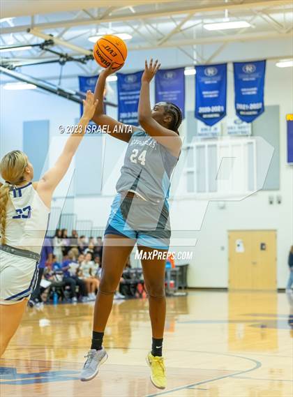 Thumbnail 3 in Wylie East vs. Cedar Ridge (I45 Showdown) photogallery.