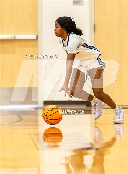 Thumbnail 2 in Wylie East vs. Cedar Ridge (I45 Showdown) photogallery.