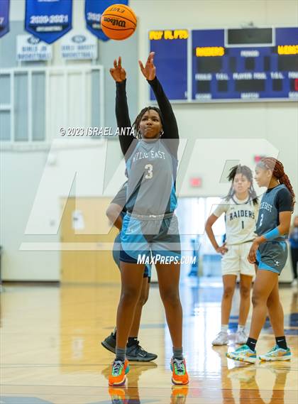 Thumbnail 1 in Wylie East vs. Cedar Ridge (I45 Showdown) photogallery.