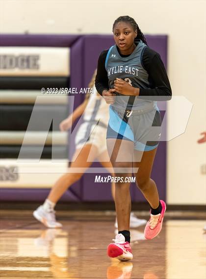 Thumbnail 1 in Wylie East vs. Cedar Ridge (I45 Showdown) photogallery.
