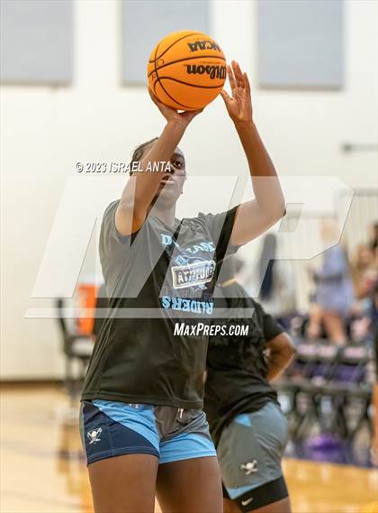 Thumbnail 3 in Wylie East vs. Cedar Ridge (I45 Showdown) photogallery.