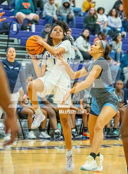 Thumbnail 3 in Wylie East vs. Cedar Ridge (I45 Showdown) photogallery.