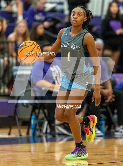 Thumbnail 3 in Wylie East vs. Cedar Ridge (I45 Showdown) photogallery.