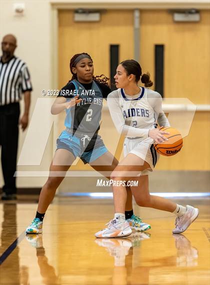 Thumbnail 3 in Wylie East vs. Cedar Ridge (I45 Showdown) photogallery.