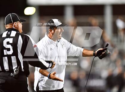 Thumbnail 3 in Vandegrift vs. Steele (UIL 6A D2 Area Playoff) photogallery.